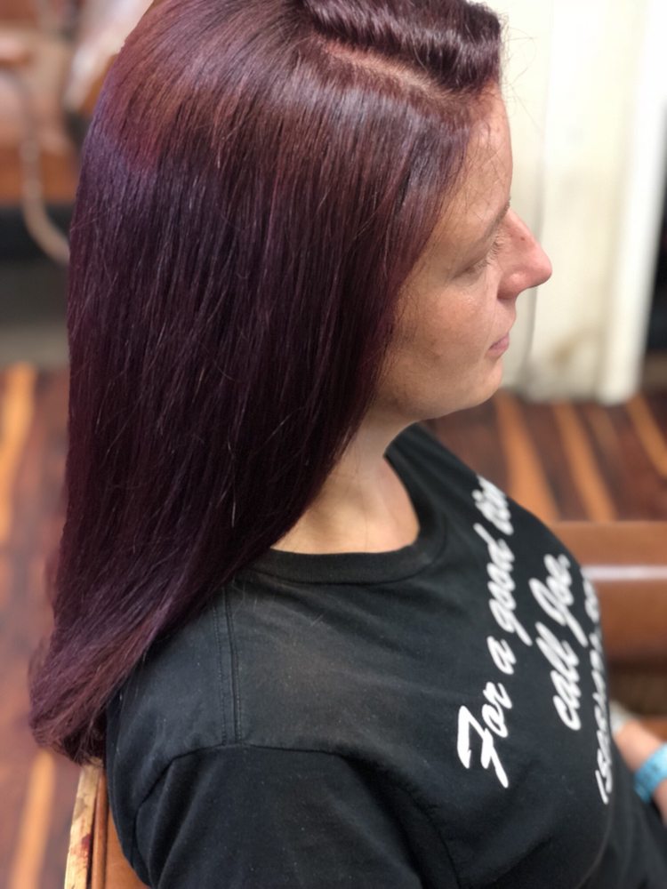 Uniquely Gorgeous by Delicia Logo