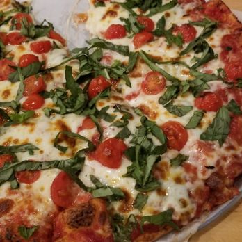 D6 Pizza - Margherita pizza - Pizza Near Me - Hesperia, California D6 Pizza - Margherita pizza - Pizza Near Me - Hesperia, California
