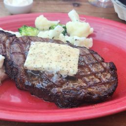 Ribeye with mashed potatoes and vegetables Ribeye with mashed potatoes and vegetables