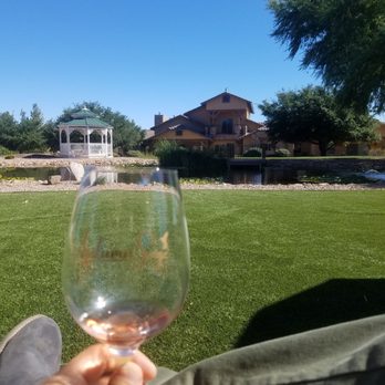 Autumn Sage Vineyards - Great view greater rosè - Wine Tasting Room Near Me - Elgin, Arizona