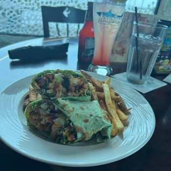 Aquarium Restaurant - Fried shrimp wrap. - Seafood Near Me - Houston, Texas
