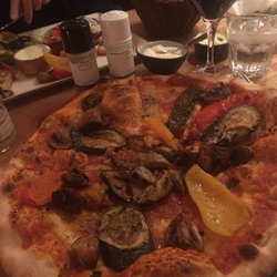 Scoozi - Pizza vegetable with no cheese. Very good