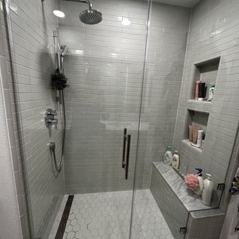 KBKoncept - Finished shower with shower glass and hardware installed - General Contractors Near Me - Ladera Ranch, California KBKoncept - Finished shower with shower glass and hardware installed - General Contractors Near Me - Ladera Ranch, California