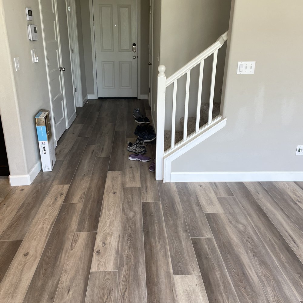 J&M Floor Covering - a view of a hallway - Flooring Near Me - Madera, California J&M Floor Covering - a view of a hallway - Flooring Near Me - Madera, California