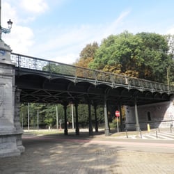 Le Pont Colonial