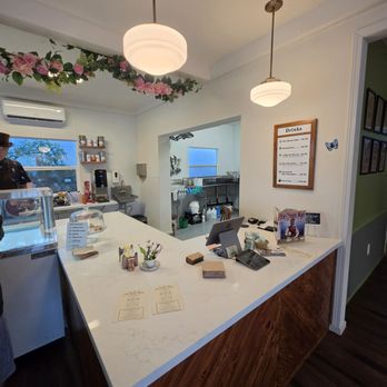 Jolly's Old-Fashioned Teas Cream - Inside - Ice Cream & Frozen Yogurt Near Me - Belmont, California Jolly's Old-Fashioned Teas Cream - Inside - Ice Cream & Frozen Yogurt Near Me - Belmont, California