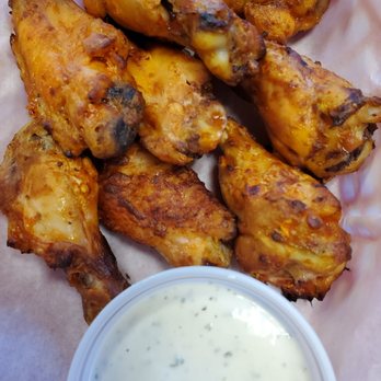 Pizza Fanzz - Oven baked Buffalo wings - Pizza Near Me - Norco, California Pizza Fanzz - Oven baked Buffalo wings - Pizza Near Me - Norco, California