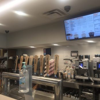 Dunkin' - Coffee & Tea Near Me - Republic, Missouri