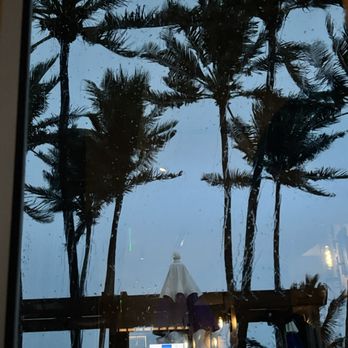 Latitudes - Jupiter Beach Resort - Seafood Near Me - Jupiter, Florida