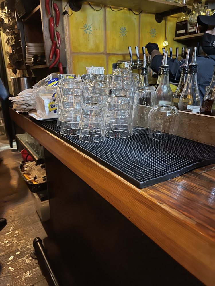 Las Catrinas Mexican Bar & Eatery