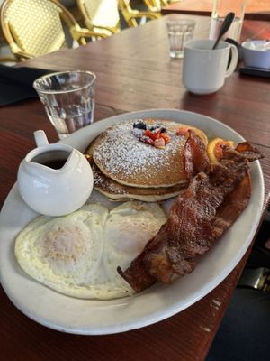 Skillet & Vine Bistro by null