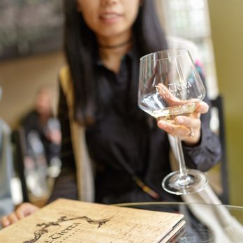 De Tierra Vineyards - They give you about 1oz per pour (yes, there is something in that glass) - Wineries Near Me - Carmel, California