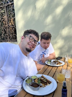 DEL SUR TACOS by null