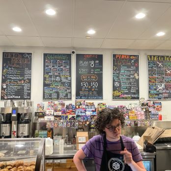 VICTORY POINT CAFE - Updated May 2024 - 342 Photos & 322 Reviews - 1797