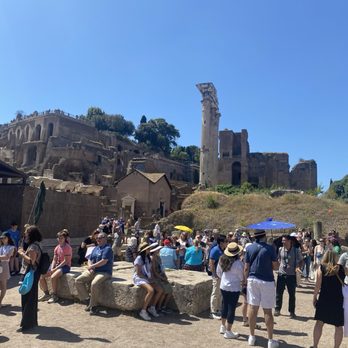 Colosseum - Landmarks & Historical Buildings Near Me - Rome, RM
