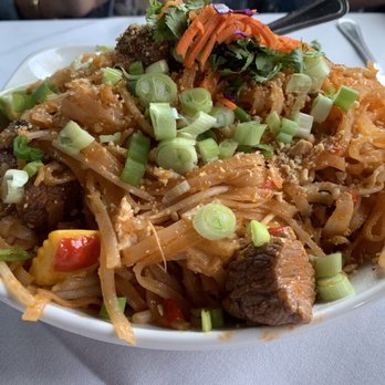Merlion - Pad Thai with filet and veggies - Thai Near Me - Seabrook, Texas Merlion - Pad Thai with filet and veggies - Thai Near Me - Seabrook, Texas