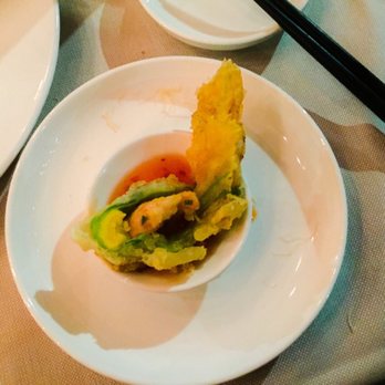 Yang Sushi and Fusion - Zucchini flower with prawns stuffing - Japanese Near Me - Milan, Michigan
