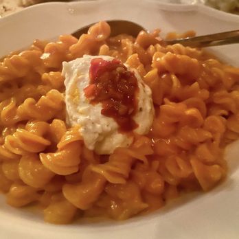 Donna's - Fusilli alla vodka - Italian Near Me - Los Angeles, California Donna's - Fusilli alla vodka - Italian Near Me - Los Angeles, California