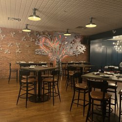7 South Bottle + Kitchen - Ambience of the restaurant