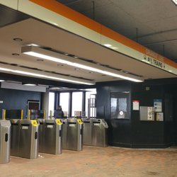 Community College MBTA Station - Orange Line - Community College on the Orange Line