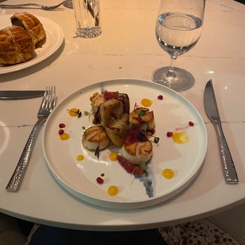 Ramsay's Kitchen - Pan-Seared Scallops* - American Near Me - Boston, Massachusetts Ramsay's Kitchen - Pan-Seared Scallops* - American Near Me - Boston, Massachusetts