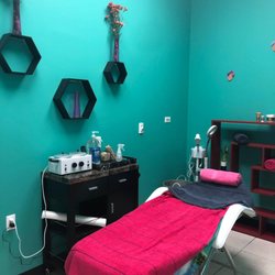 Sai Eyebrow Threading Salon