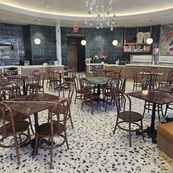 Metro Sliceteria - Dining area - Pizza Near Me - Las Vegas, Nevada Metro Sliceteria - Dining area - Pizza Near Me - Las Vegas, Nevada