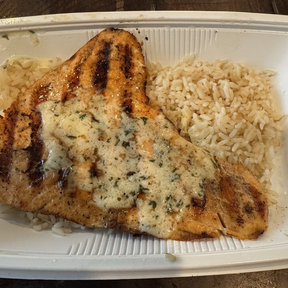 California Fish Grill - Seafood Near Me - Gardena, California