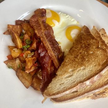 Christopher's a Neighborhood Place - Eggs Any Style - New American Near Me - Wayne, Pennsylvania