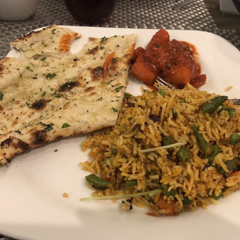 Tamarind - Chili Garlic Naan, Chicken Vindaloo, Vegetable Biryani - Indian Near Me - Poughkeepsie, New York Tamarind - Chili Garlic Naan, Chicken Vindaloo, Vegetable Biryani - Indian Near Me - Poughkeepsie, New York