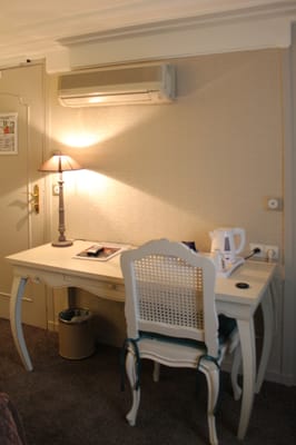 Hôtel Louvre Montana by null