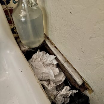 Coppelia - Outside sink - Cuban Near Me - New York, New York Coppelia - Outside sink - Cuban Near Me - New York, New York