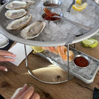Goodnight Sonny - Oysters and shrimp cocktail - Cocktail Bars Near Me - New York, New York Goodnight Sonny - Oysters and shrimp cocktail - Cocktail Bars Near Me - New York, New York