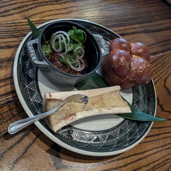 Lineage - Pupu Special - Roasted Bone Marrow - Asian Fusion Near Me - Wailea, Hawaii Lineage - Pupu Special - Roasted Bone Marrow - Asian Fusion Near Me - Wailea, Hawaii