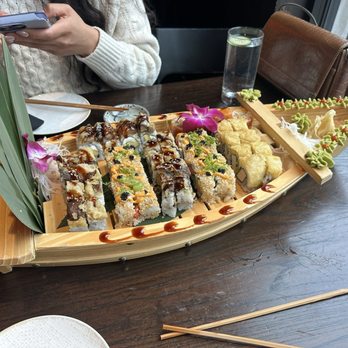 Blue Sushi Sake Grill - Vegan - Sushi Bars Near Me - Chicago, Illinois Blue Sushi Sake Grill - Vegan - Sushi Bars Near Me - Chicago, Illinois