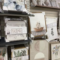 HomeGoods - Artwork