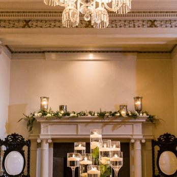 OffShoots - Photo Credit: Ashley Gerrity Photography - Floral Designers Near Me - Philadelphia, Pennsylvania OffShoots - Photo Credit: Ashley Gerrity Photography - Floral Designers Near Me - Philadelphia, Pennsylvania