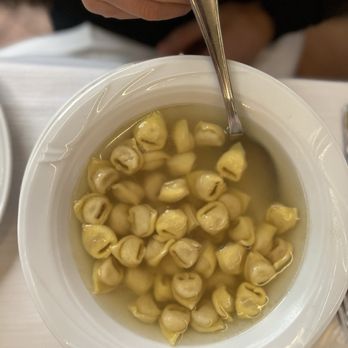 Belle Arti - Tortellini en brodo - Seafood Near Me - Bologna, BO Belle Arti - Tortellini en brodo - Seafood Near Me - Bologna, BO