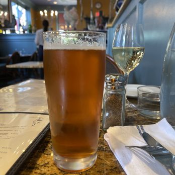 Blue Talon Bistro - Nut brown ale - French Near Me - Williamsburg, Virginia Blue Talon Bistro - Nut brown ale - French Near Me - Williamsburg, Virginia