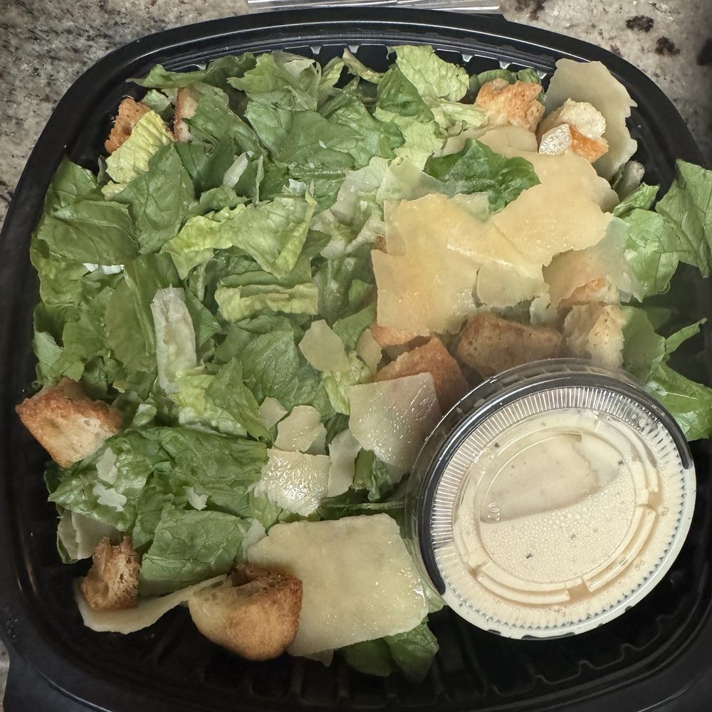 California Pizza Kitchen - Ceasar salad - Pizza Near Me - San Diego, California