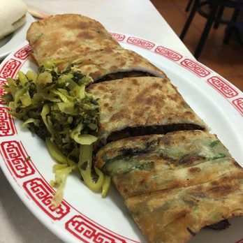 Huge Tree Pastry - Beef rolls! - Taiwanese Near Me - Monterey Park, California