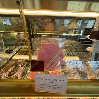 Choco le'a - Chocolatiers & Shops Near Me - Honolulu, Hawaii