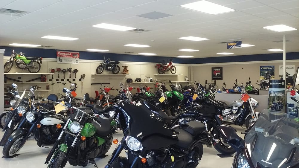 DECORAH KAWASAKI SUZUKI SPORTS CENTER Updated May 2024 11 Photos