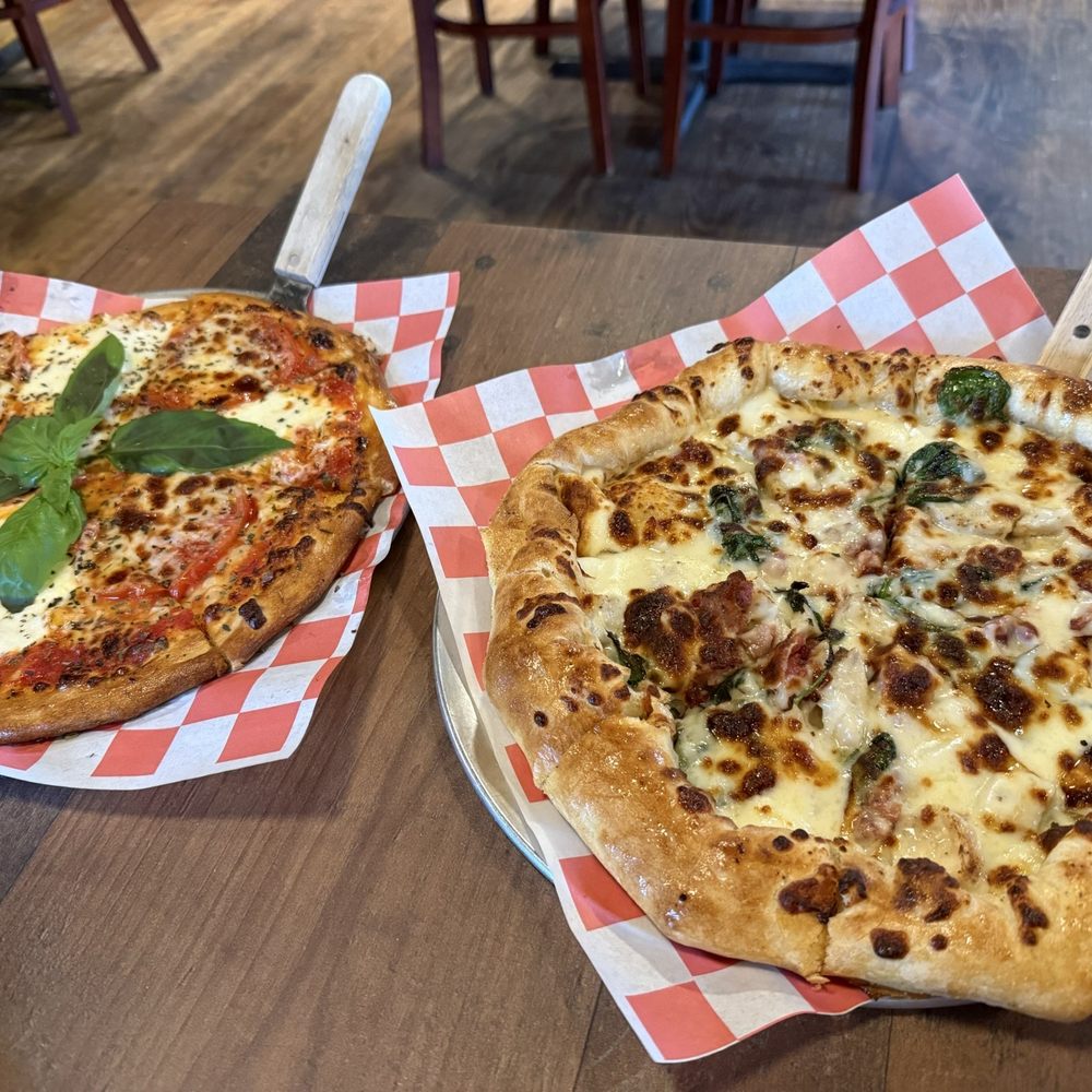 The 640 Pizza & Pints - Pizza Near Me - Weston, Missouri The 640 Pizza & Pints - Pizza Near Me - Weston, Missouri