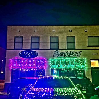 Swing Eazy Golf & Vintage - I loved that these lights matched my car. I had to take a picture.. Happy holidays - Golf Equipment Near Me - Oklahoma City, Oklahoma Swing Eazy Golf & Vintage - I loved that these lights matched my car. I had to take a picture.. Happy holidays - Golf Equipment Near Me - Oklahoma City, Oklahoma