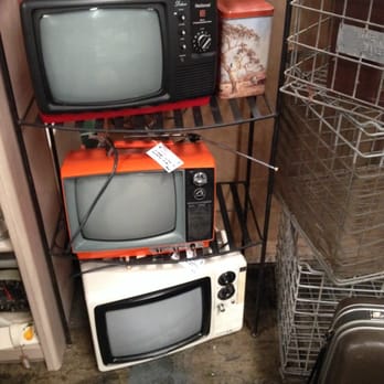 Waverley Antique Bazaar - Shopping Near Me - Glen Waverley, VIC