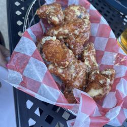 Rustic Hog Barbecue - Parm Garlic Wings