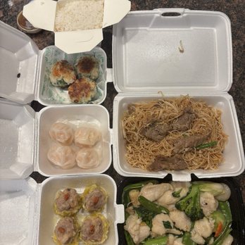 Triple Crown Restaurant - Dim Sum Near Me - Chicago, Illinois Triple Crown Restaurant - Dim Sum Near Me - Chicago, Illinois