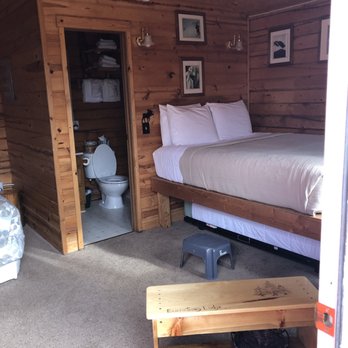 EarthSong Lodge & Cabins - Inside the cabin - Hotels Near Me - Healy, Alaska