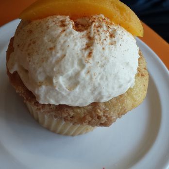 Molly's Cupcakes - the peach cobbler - Desserts Near Me - Chicago, Illinois